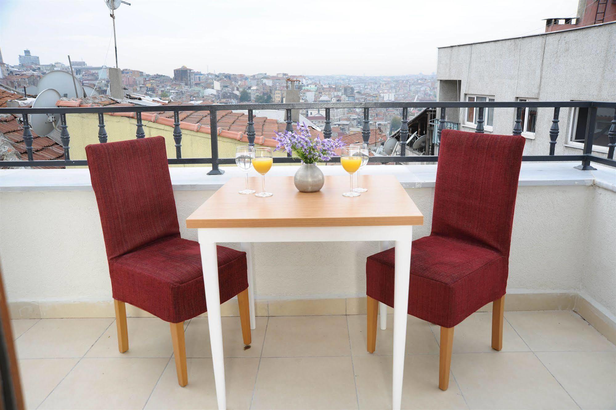 Three Apples Taksim Residence Istanbul Ngoại thất bức ảnh